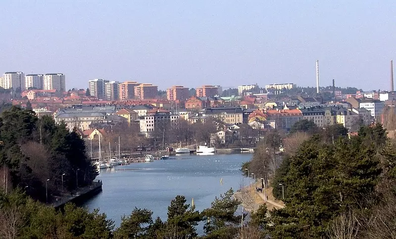 Pod Sztokholmem w czterech strzelaninach zginęło dwóch mężczyzn. Policja ściąga dodatkowe siły