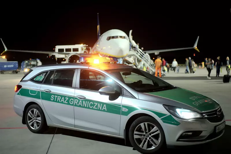 Polak poszukiwany czerwoną notą Interpolu i ENA wpadł na lotnisku Rzeszów-Jasionka