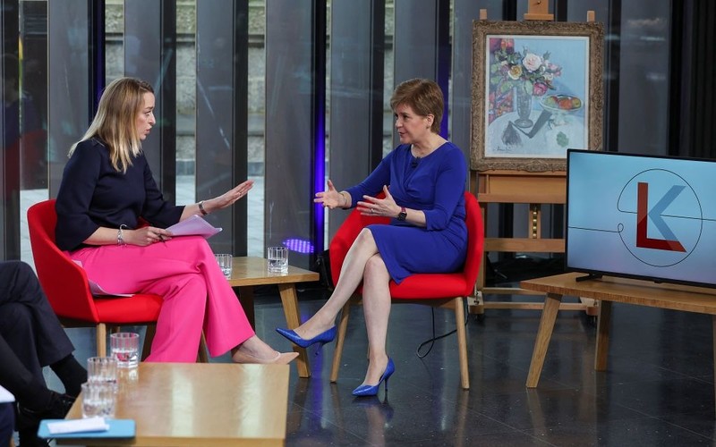 Nicola Sturgeon 'will never give up' on independence