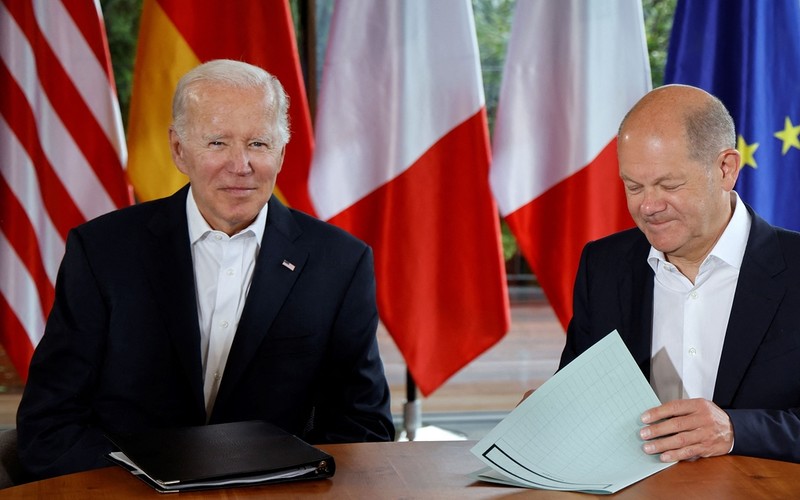 Scholz and Biden: Putin's nuclear threats are irresponsible