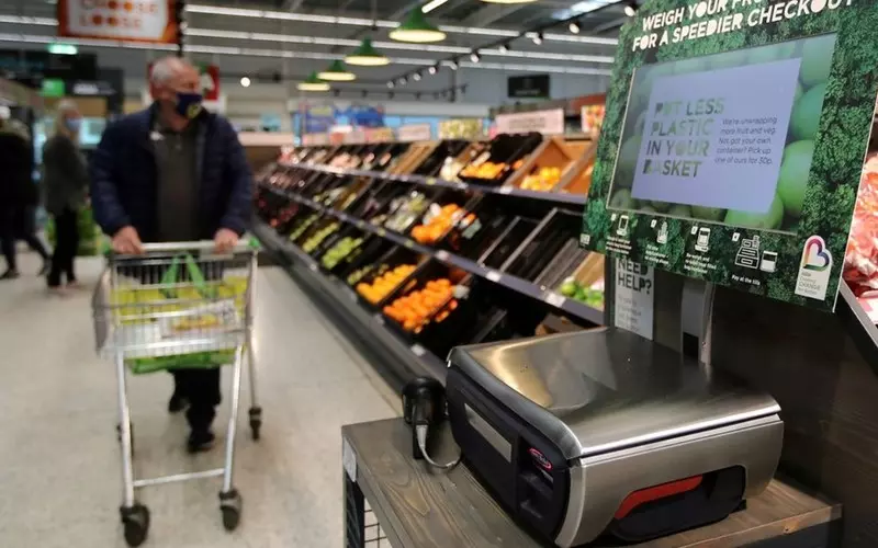 Zakupy spożywcze w UK wciąż drożeją. Eksperci: "To dopiero początek"