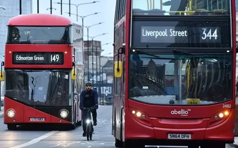 South London bus workers to get 10.5% pay rise, union says