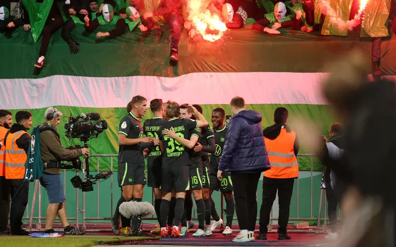 Puchar Niemiec: Pierwsza bramka Kamińskiego dla Wolfsburga