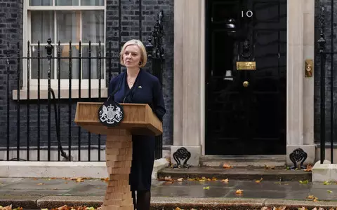 Liz Truss resigns as UK prime minister