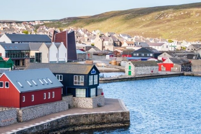 Shetland cut off from rest of country due to damage to underwater cable