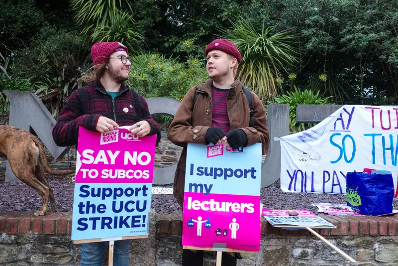 Pracownicy uniwersyteccy w Wielkiej Brytanii zamierzają podjąć strajk