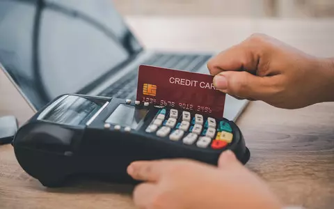 Canada: Merchants may charge extra fee on credit card payments