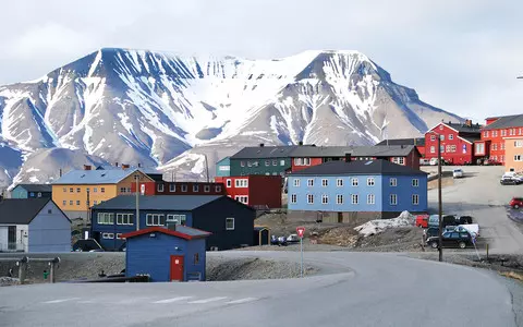 Dreaming of working on Spitsbergen? The Institute of Geophysics of the Polish Academy of Sciences is