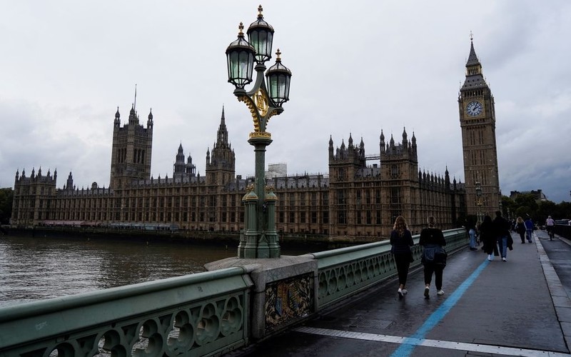 Powrót do czasu zimowego. Big Ben cofnie wskazówki po raz pierwszy od 5 lat