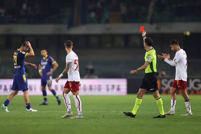 Liga włoska: Gol i czerwona kartka Dawidowicza