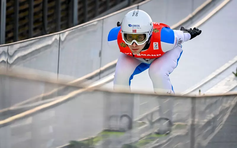 World Cup in jumping: Norwegians for the first time in 40 years without a sponsor's logo on helmets
