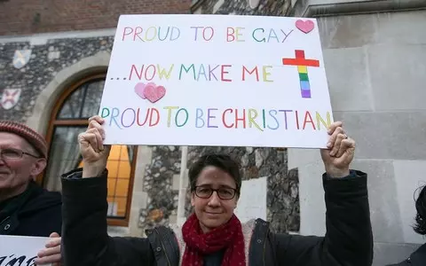 Church of England should allow same-sex marriage, says Bishop of Oxford