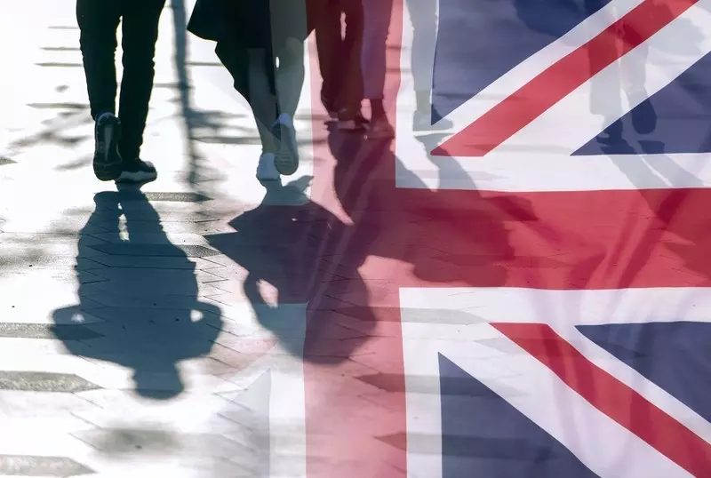Badania: Co trzeci polski pracownik zastanawia się nad opuszczeniem UK