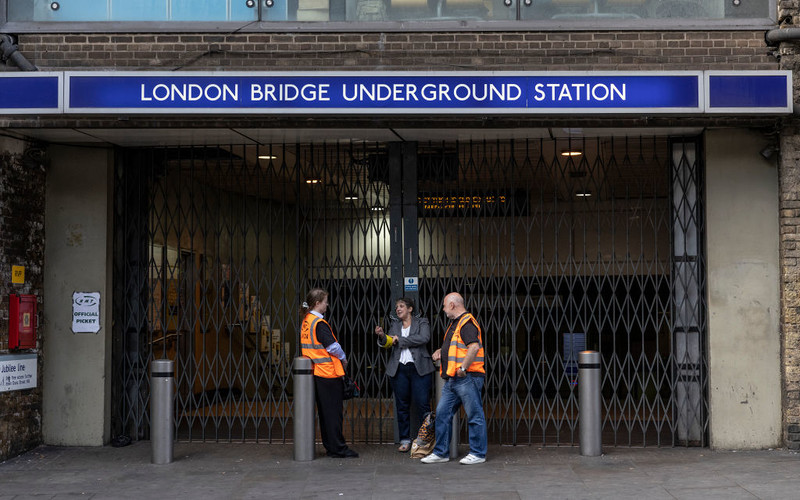 Jak poruszać się po Londynie podczas jutrzejszego strajku metra?