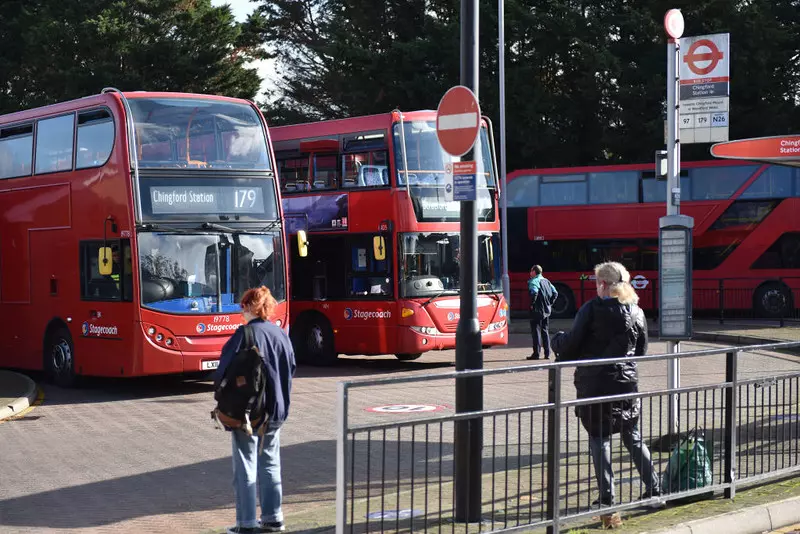 Zapowiedź 10 dni strajków autobusowych w Londynie w okresie przedświątecznym 