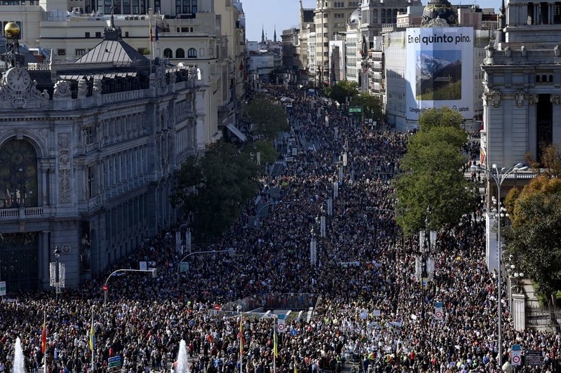 Spain: Communication paralysis of the capital. At least 200,000 people took to the streets. people