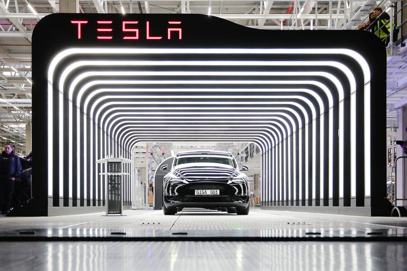 Niemieckie media: Tesla chce podwoić produkcję w Brandenburgii, ma produkować do miliona aut rocznie