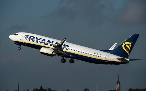 Zmiany w Ryanairze. Linie wprowadzają opłatę za odprawę już na 4 dni przed odlotem