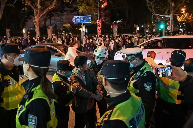 BBC: Chińska policja zatrzymała i pobiła naszego dziennikarza