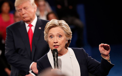 Fox News: Clinton mogła w debacie zdradzić tajne informacje