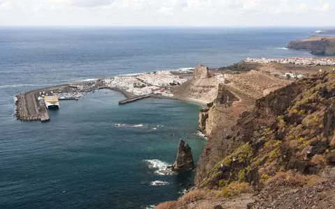 A meteorite caused panic among Canary Islanders. It fell into the sea