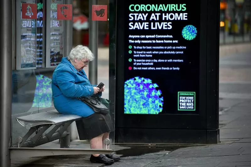 British scientist estimates scale of coronavirus infection in private homes during isolation