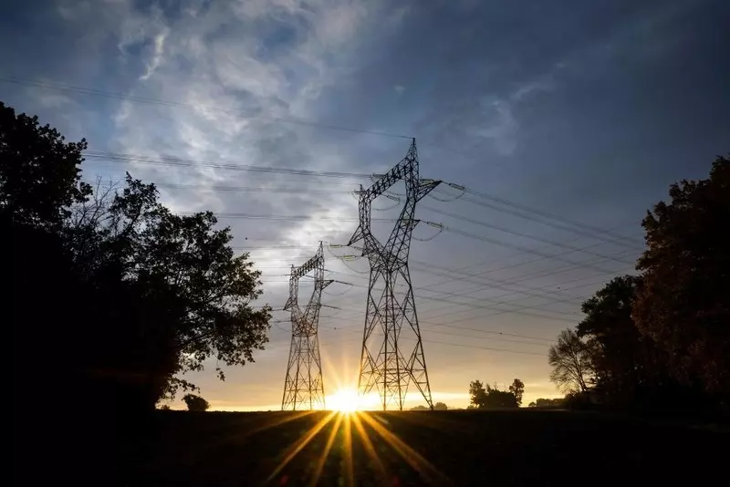 Francja: Spada konsumpcja energii, ale sektor ostrzega o możliwych przerwach w dostawach prądu