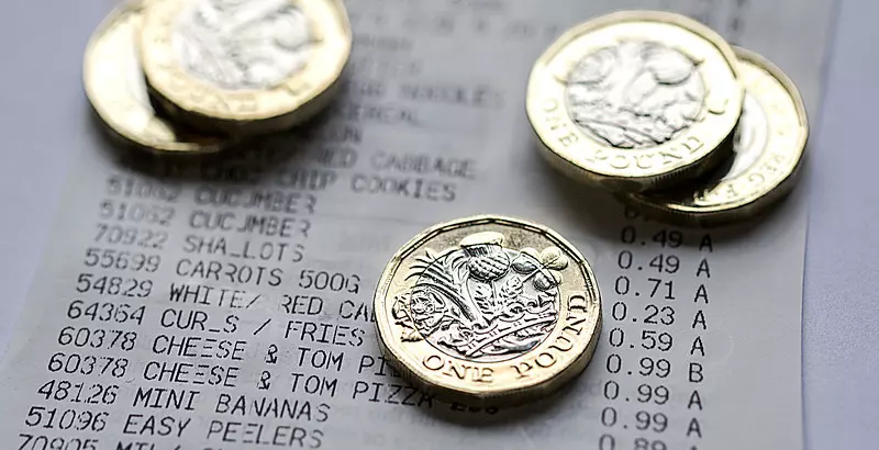 Inflation in the UK is slowing down a bit. In November it amounted to 10.7 percent.