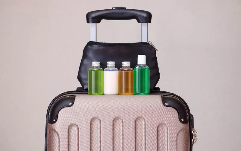Płyny i laptopy w bagażu podręcznym? Rząd UK dał zielone światło