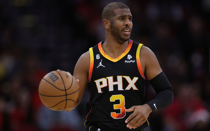 Chris Paul po 19 latach skończył studia
