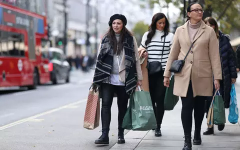 Boxing Day shoppers bounce back as footfall rises