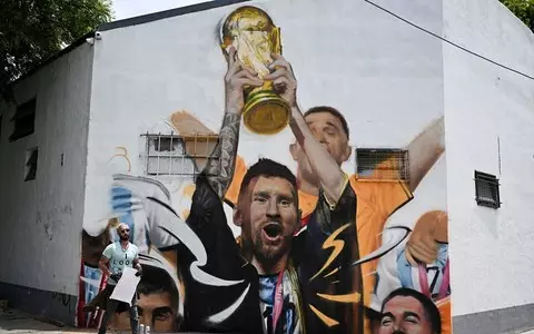 A megamural with Messi was created in Buenos Aires