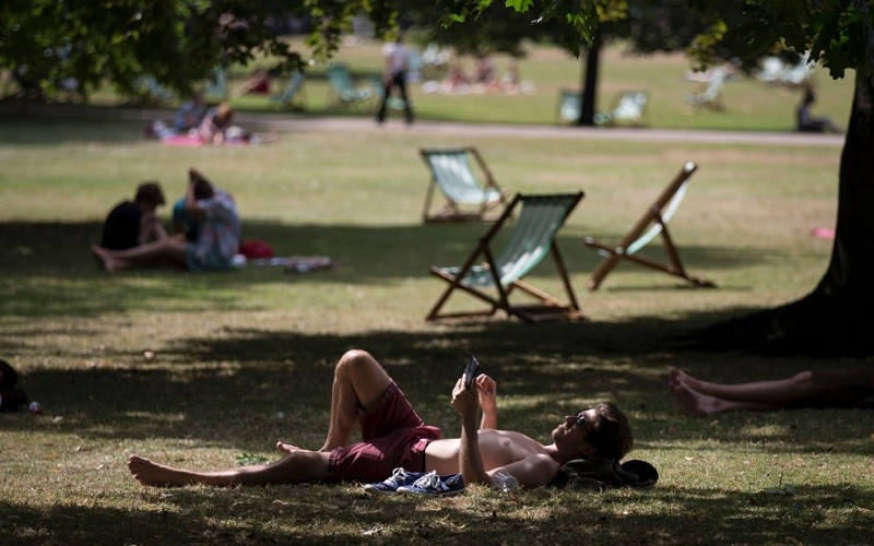 Met Office says 2022 set to be hottest ever in the UK as experts blame climate change
