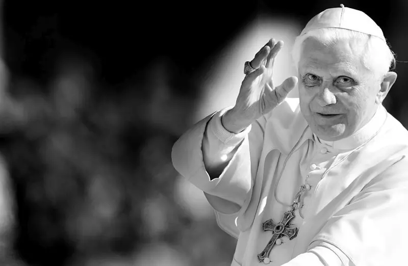 Vatican: The situation after the death of Benedict XVI is as unusual as it has been since his resign