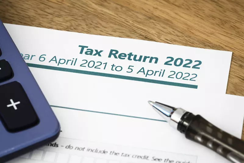 HMRC: Na złożenie zeznania podatkowego w UK pozostał już niecały miesiąc