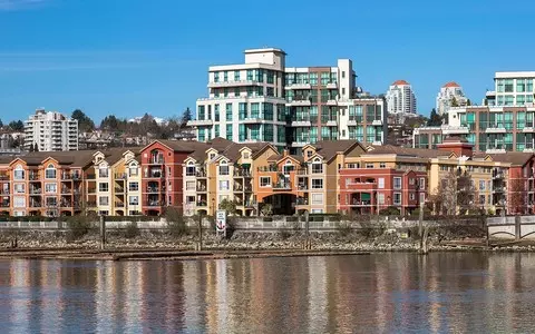 Canada: The housing market is at its worst in 30 years. Ban on buying houses for foreigners