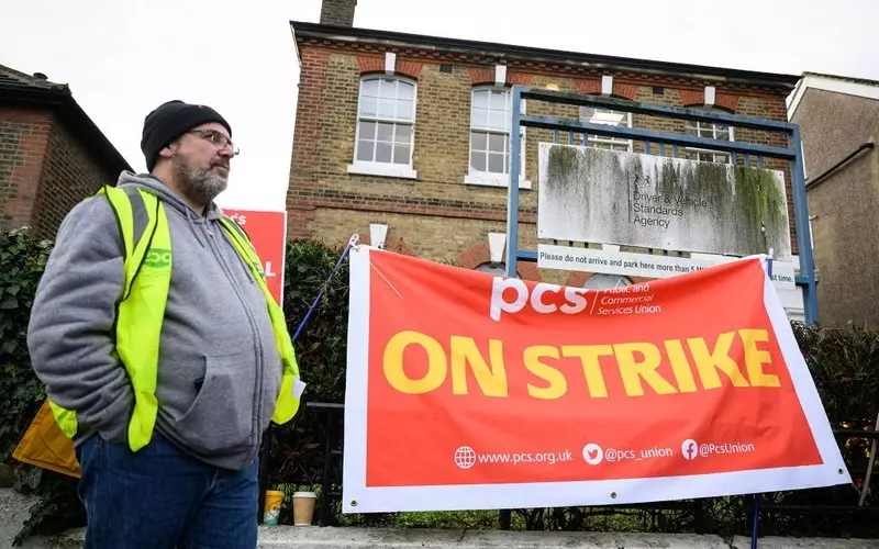 UK: Szef związków zawodowych wysłał list do premiera w sprawie kryzysu w służbach publicznych