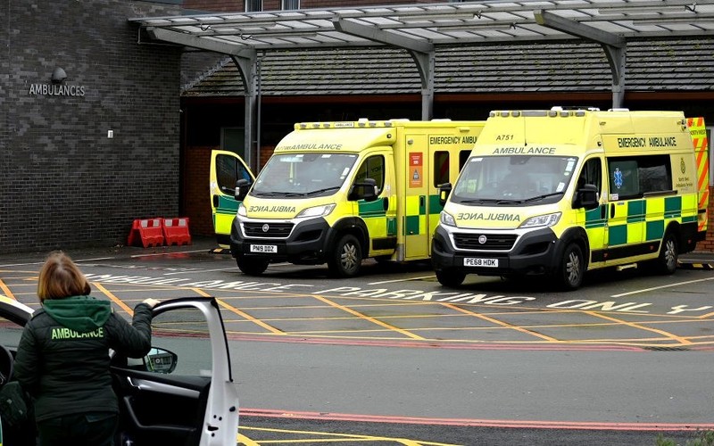 UK: Ambulance workers will go on strike on January 23
