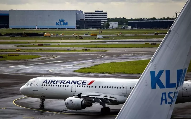 Holandia: Hakerzy wykradli dane pasażerów linii lotniczych KLM i Air France