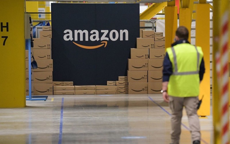 Amazon zamknie trzy duże magazyny w UK. Zagrożonych jest 1,2 tys. miejsc pracy