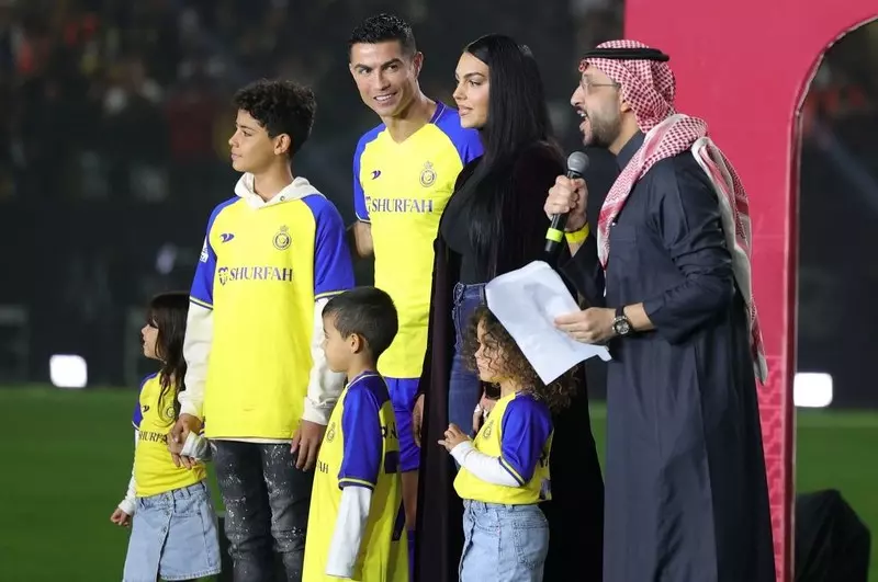 There is no clause in Ronaldo's contract to support Saudi Arabia's candidacy