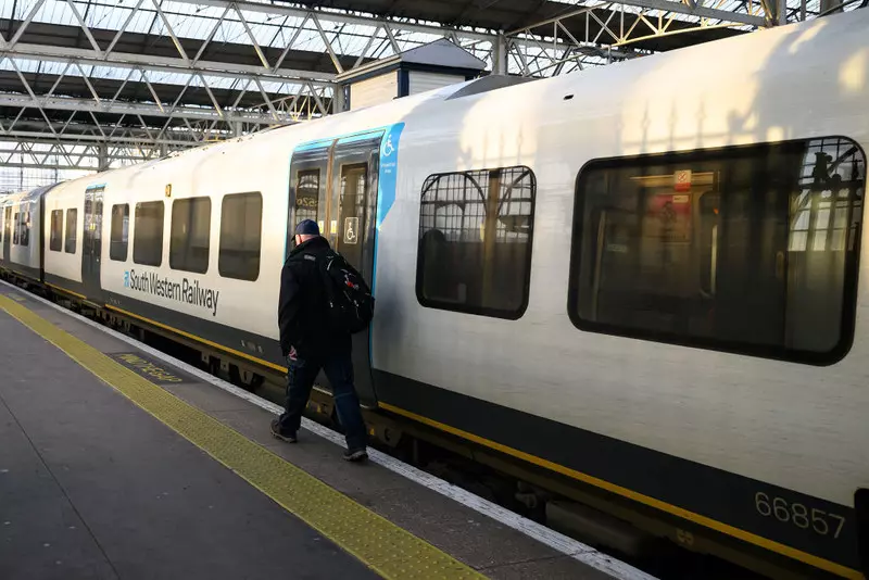 Rail strikes: Unions say solution is 'further away' than ever