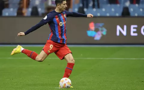 Spanish Super Cup: Lewandowski's goal, Barcelona advance after penalties