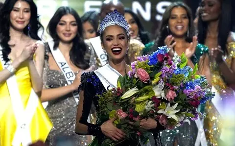 First American woman of Filipino descent elected Miss Universe