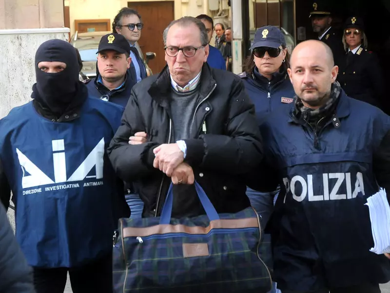 Włochy: Schwytano ostatniego "ojca chrzestnego". Czy to koniec epoki mafii?