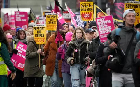 UK: Workdays lost due to strikes highest since 1990