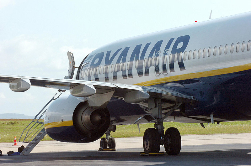 Ryanair launches six new routes from London airports after record bookings
