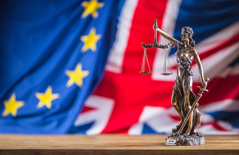 Posłowie poparli usunięcie do końca roku pozostających w mocy przepisów UE