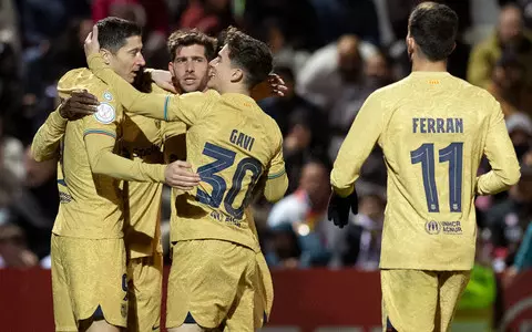 Copa del Rey: Lewandowski scores two goals, Barcelona advance to quarter-finals