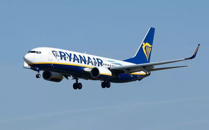 Zagrożenie bombowe w samolocie Ryanair z Katowic do Aten